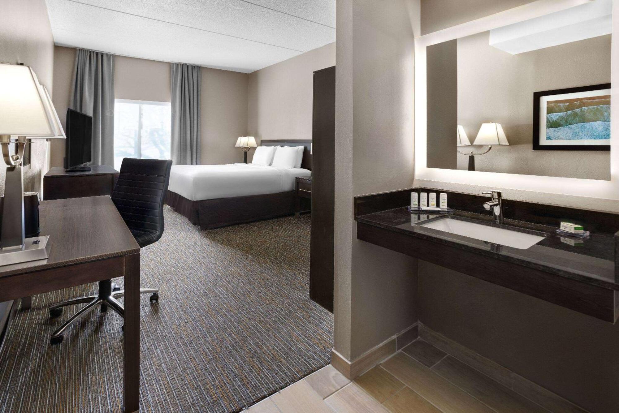 La Quinta Inn & Suites By Wyndham Mooresville Dış mekan fotoğraf