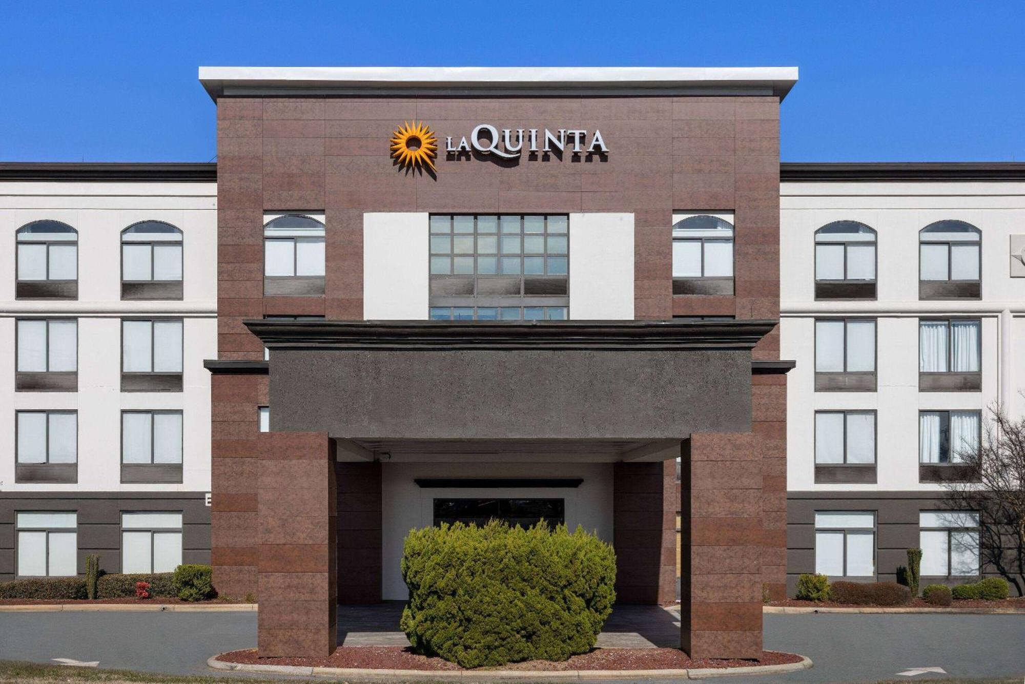 La Quinta Inn & Suites By Wyndham Mooresville Dış mekan fotoğraf