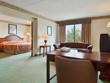 La Quinta Inn & Suites By Wyndham Mooresville Oda fotoğraf